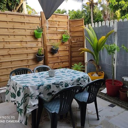 Guest House Bien-Etre Creole Sainte-Anne  Exterior foto